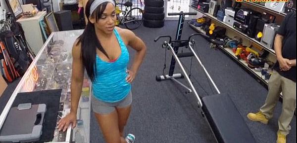  Gym trainer pawns her pussy and fucked with horny pawnkeeper
